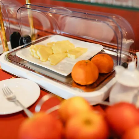 Am Denkmal * نورديرني