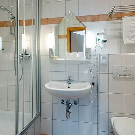 Otel Am Denkmal