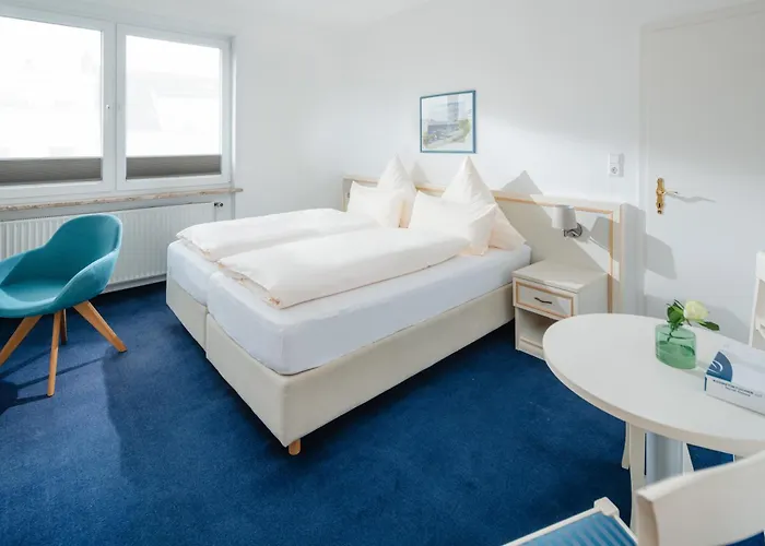 Отель Am Denkmal *